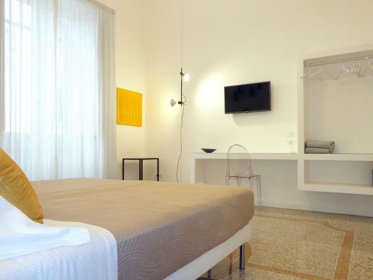 Re Ruggero Rooms Reggio di Calabria Buitenkant foto